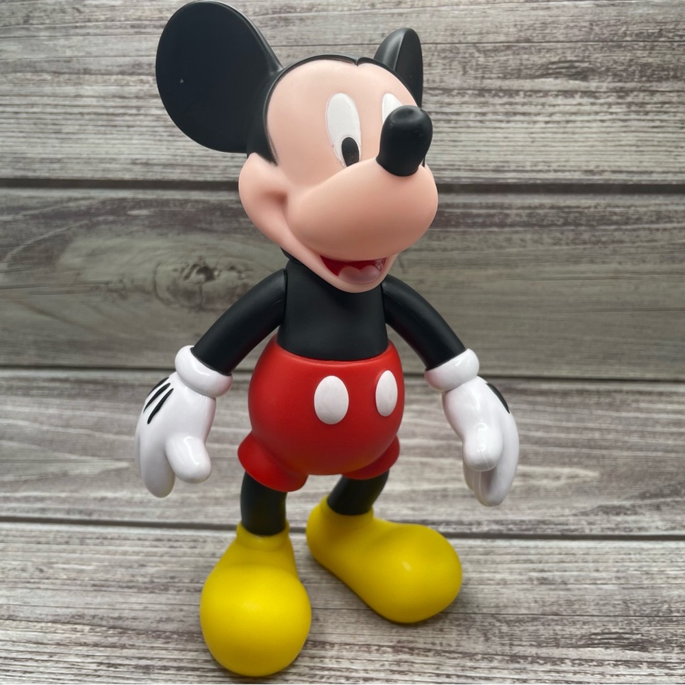 VTG Vinyl Mickey Mouse